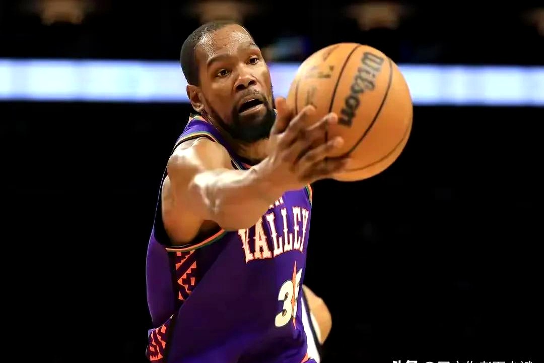 雷霆逆转独行侠，杜兰特点燃赛场